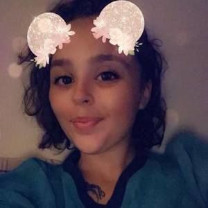 Meet your Posher, Lenaiya